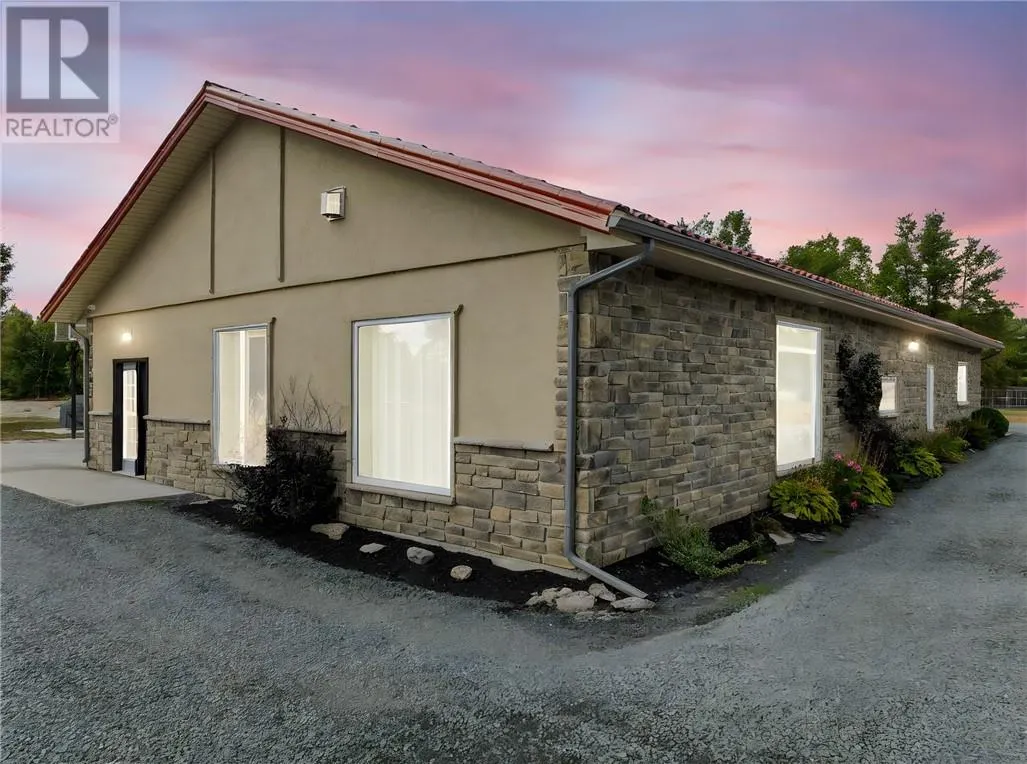 3895 Hydro Road