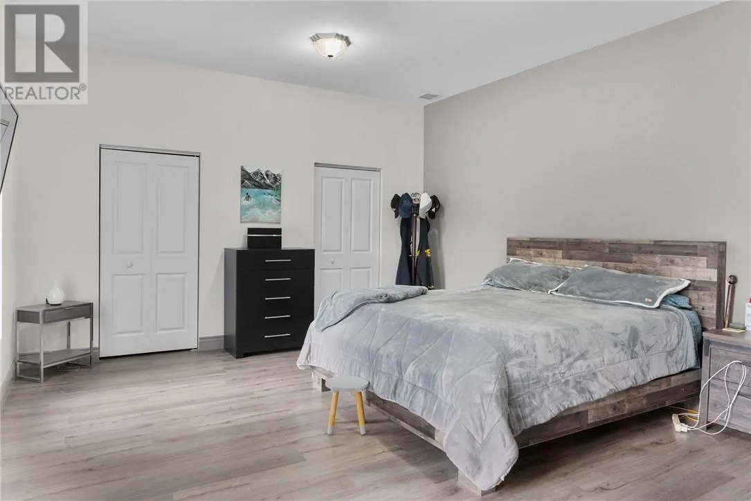 3895 Hydro Road