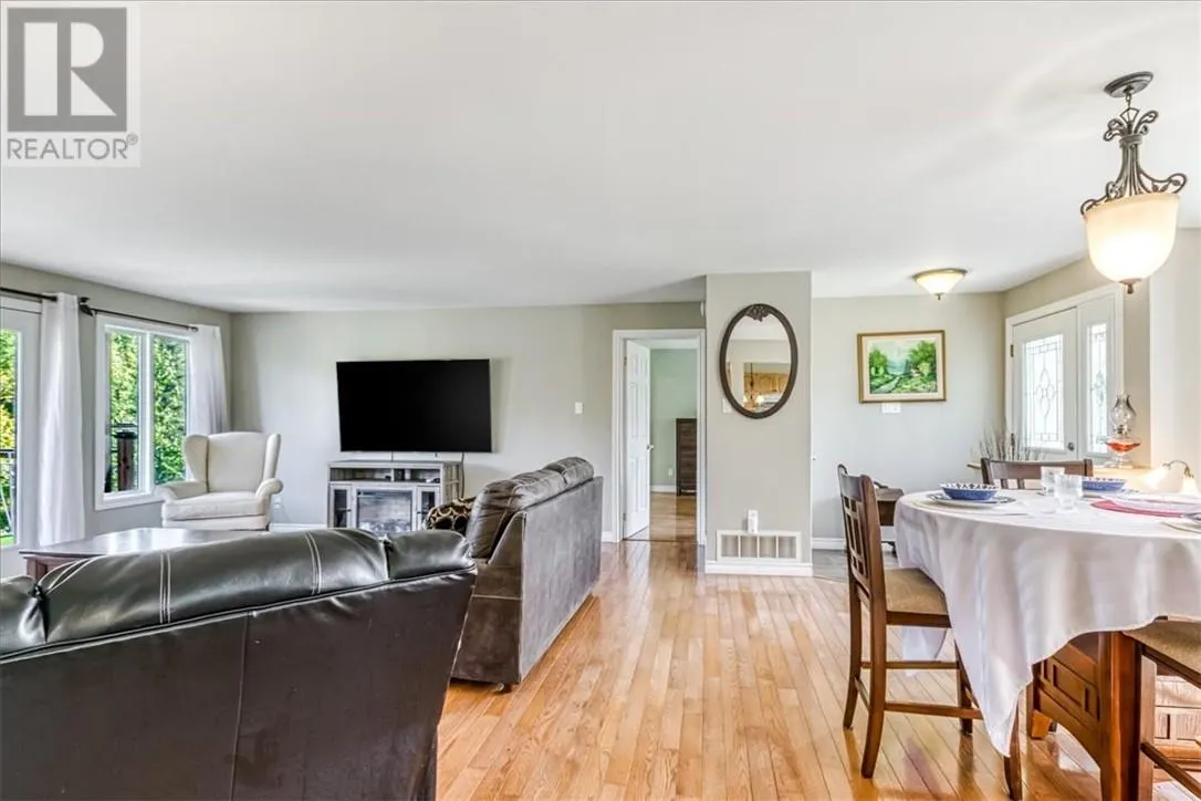 2182 Vermillion Lake Road