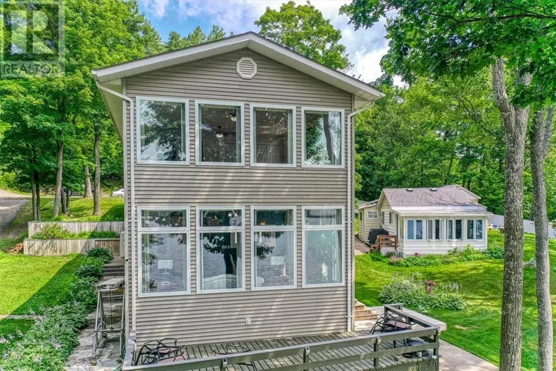 2033 Panache North Shore Road