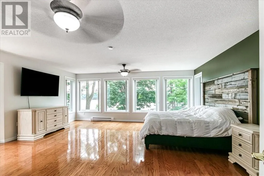 2033 Panache North Shore Road
