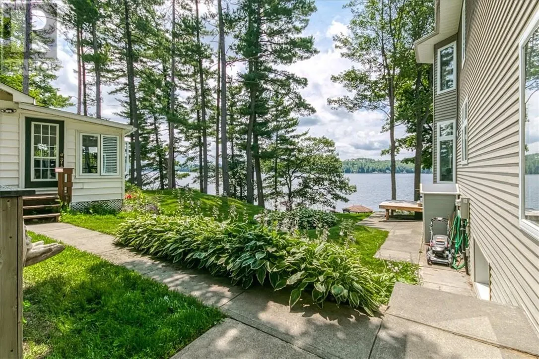 2033 Panache North Shore Road