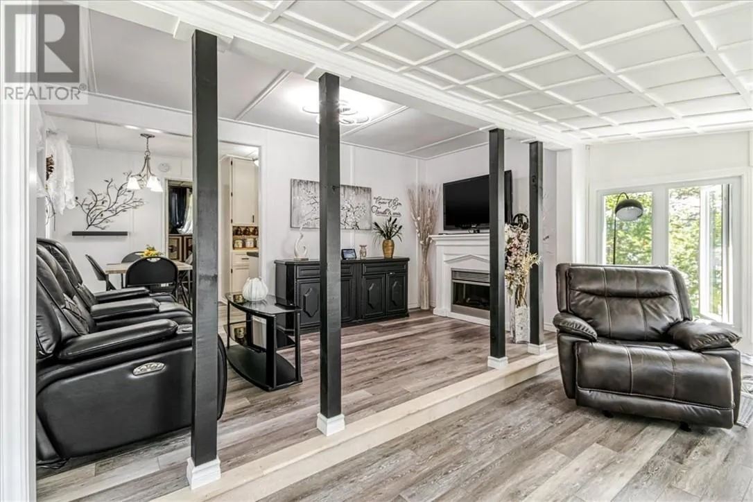 2033 Panache North Shore Road