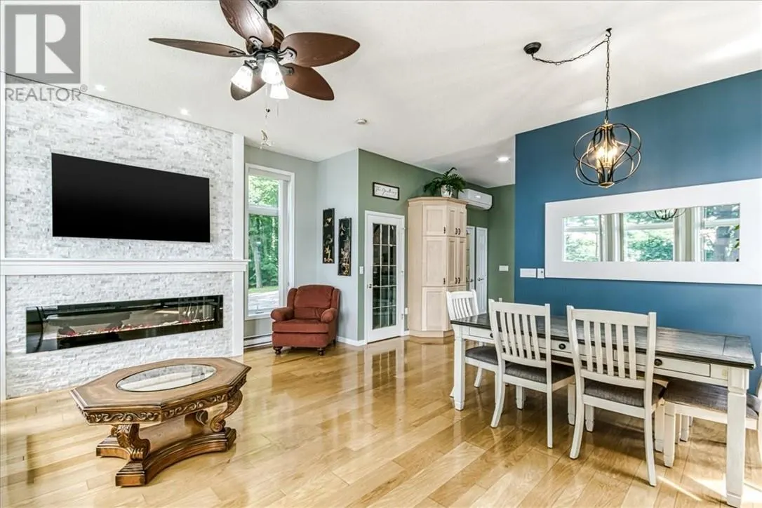 2033 Panache North Shore Road