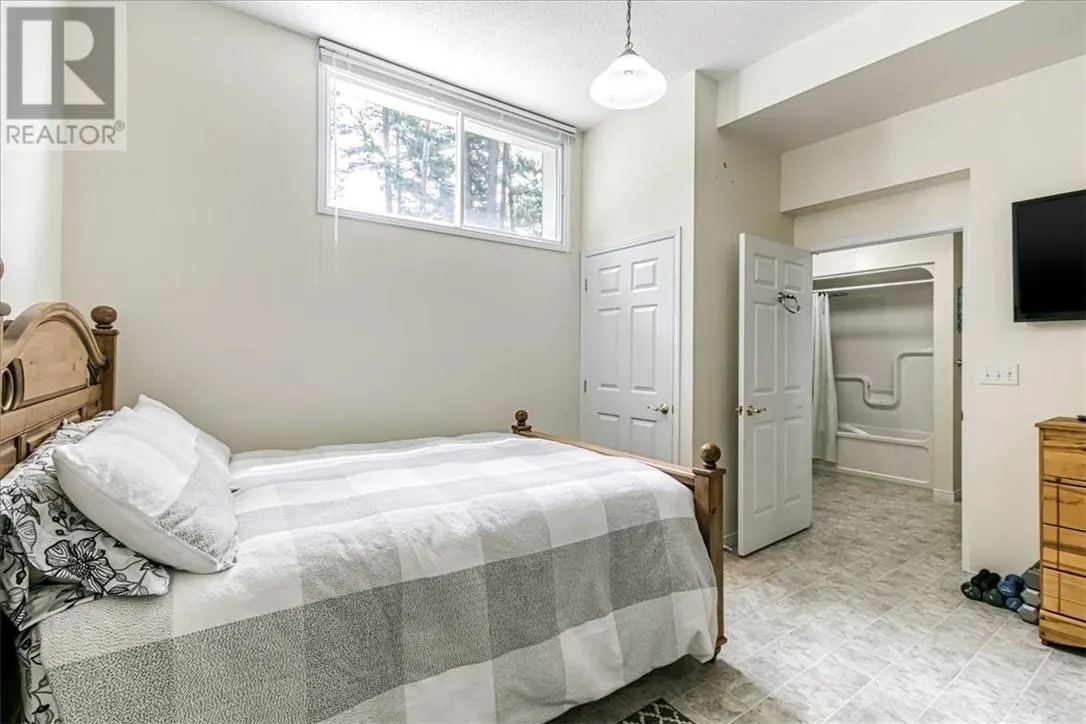 2033 Panache North Shore Road
