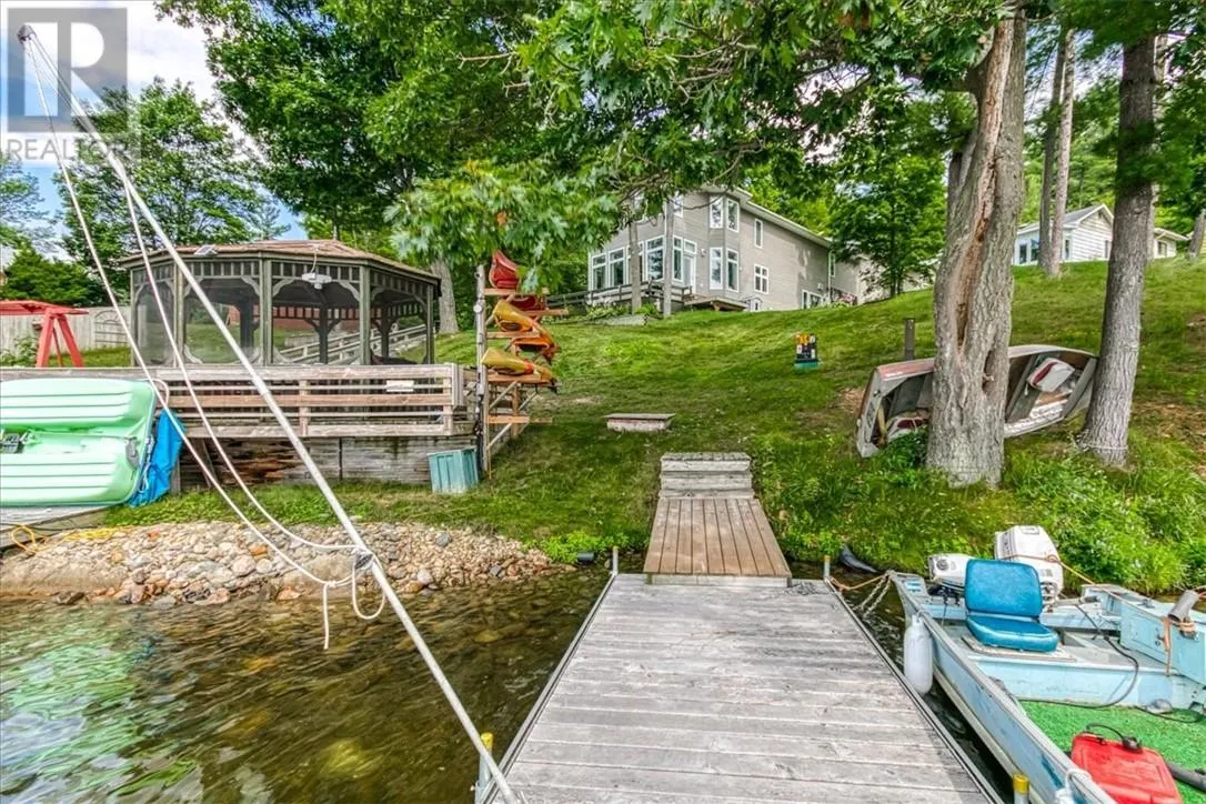 2033 Panache North Shore Road