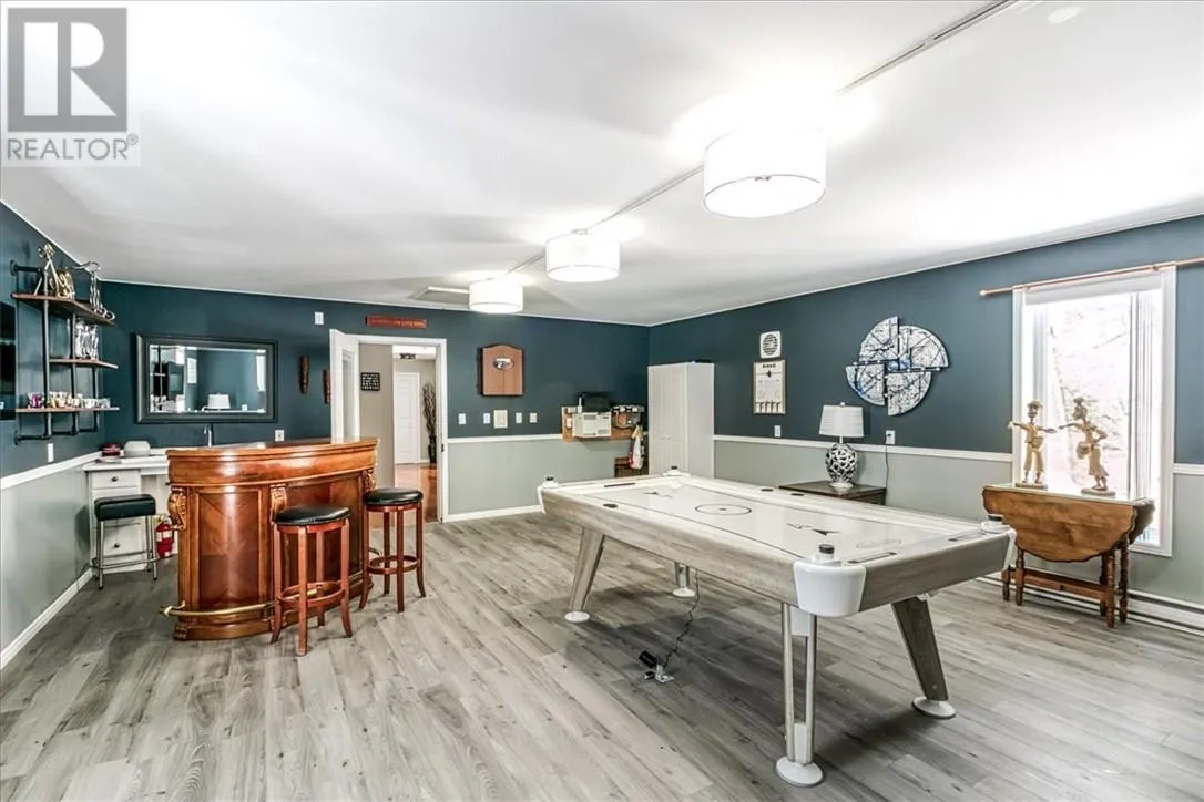 2033 Panache North Shore Road