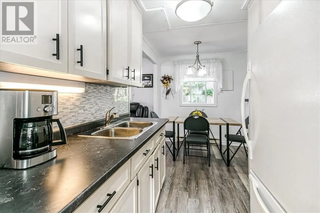 2033 Panache North Shore Road