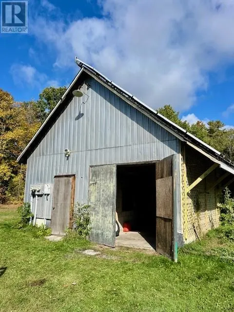 760 River Rd