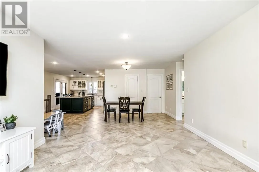 26 Gilles Court