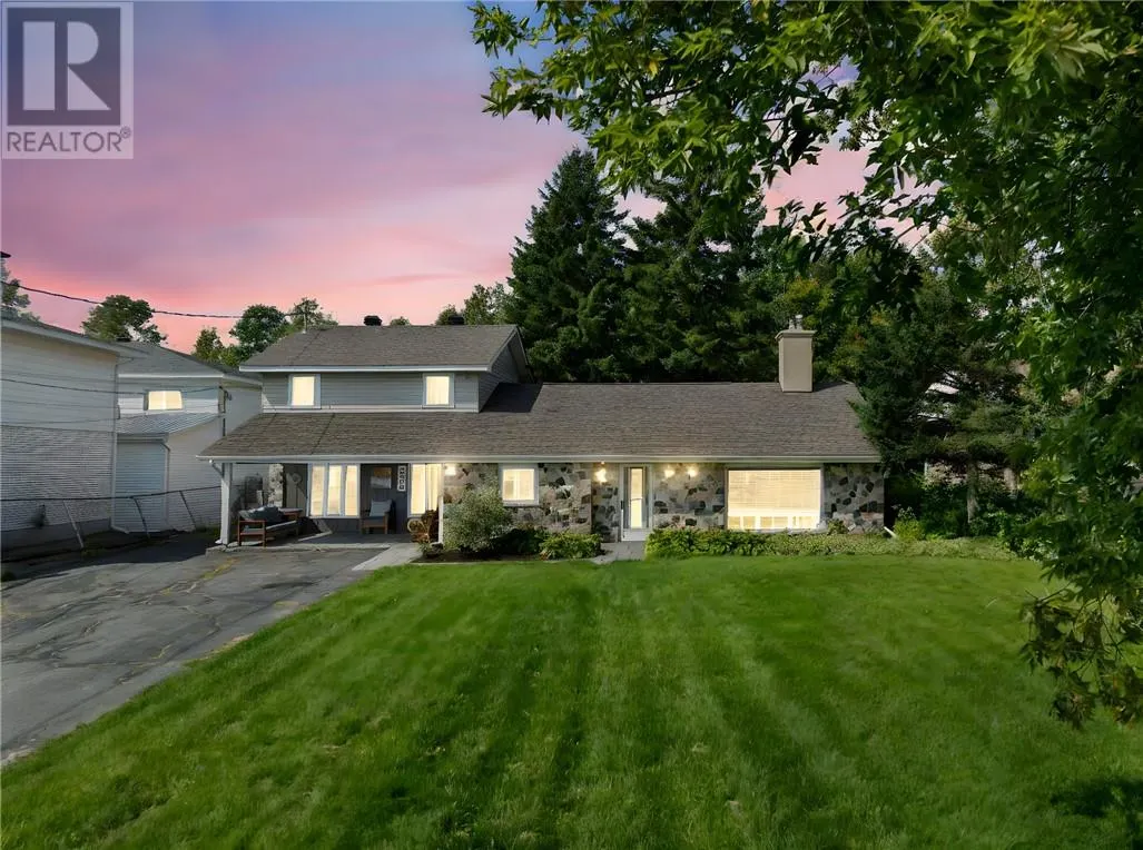 2606 South Lane Road
