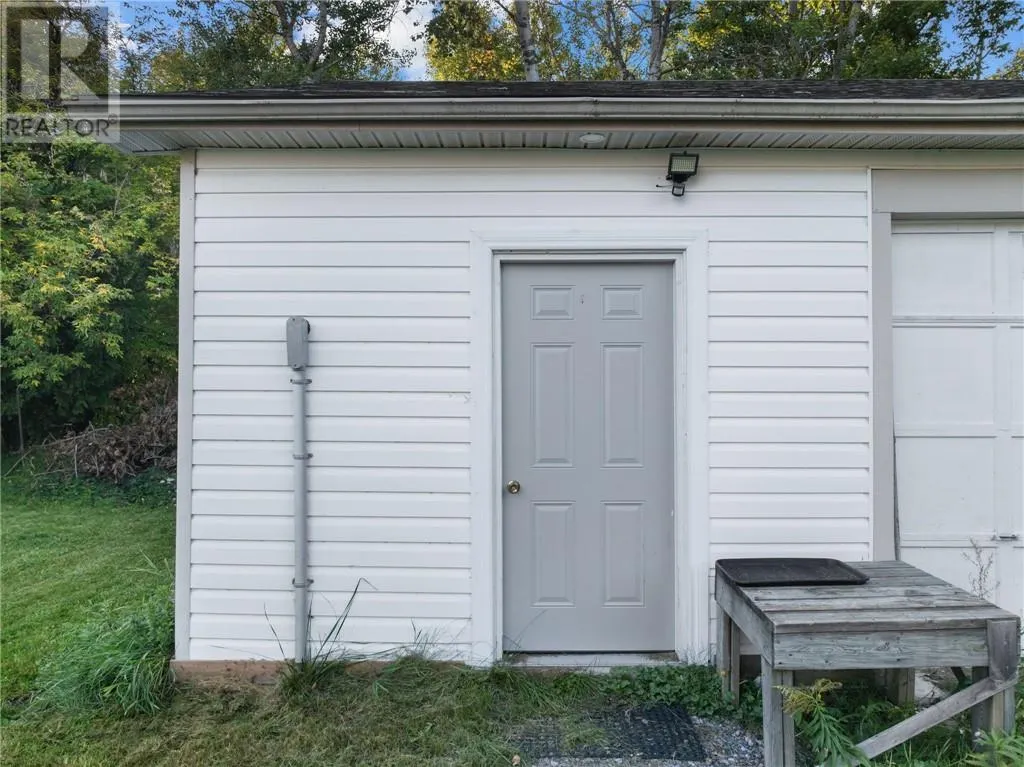 2606 South Lane Road