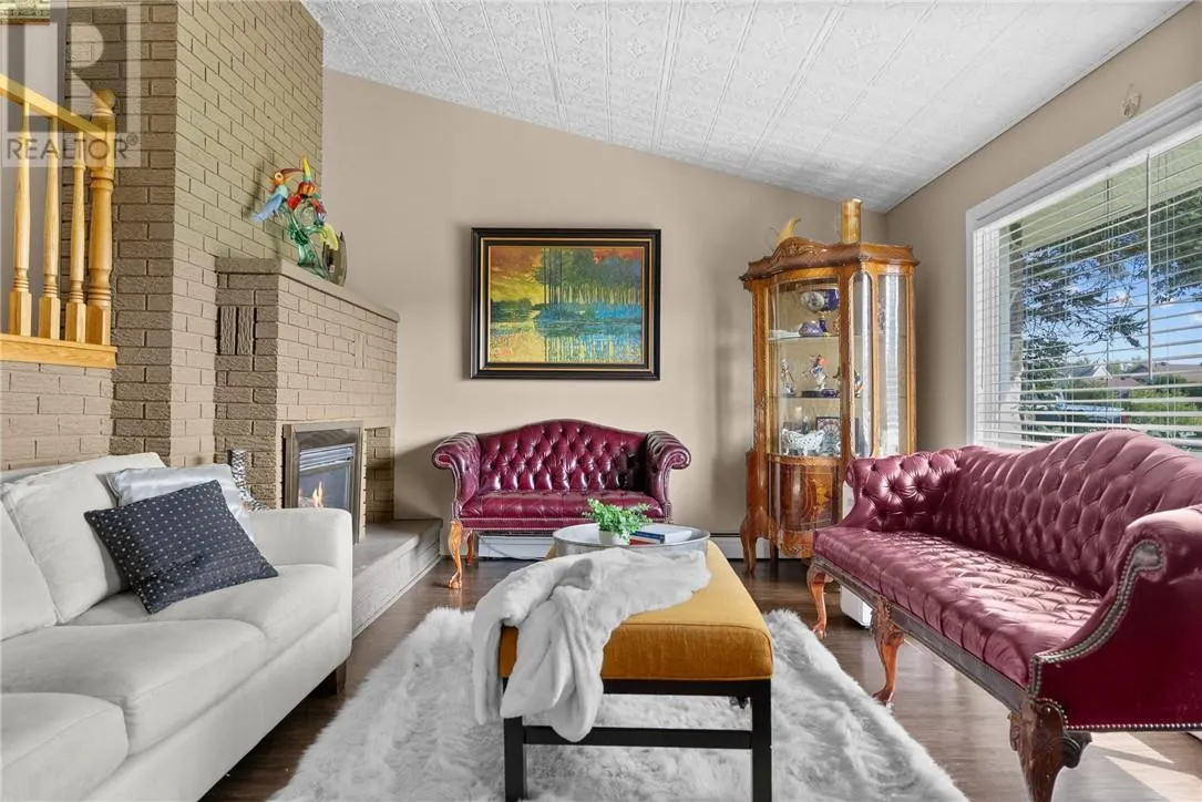 2606 South Lane Road