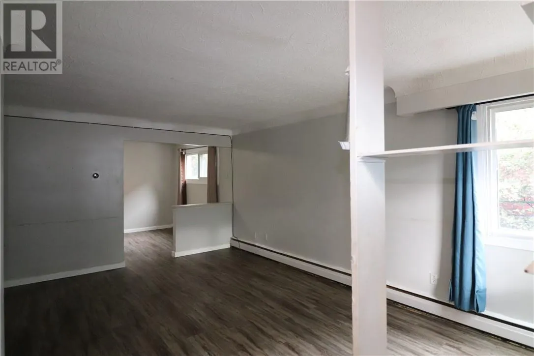 525-527 Burton Avenue