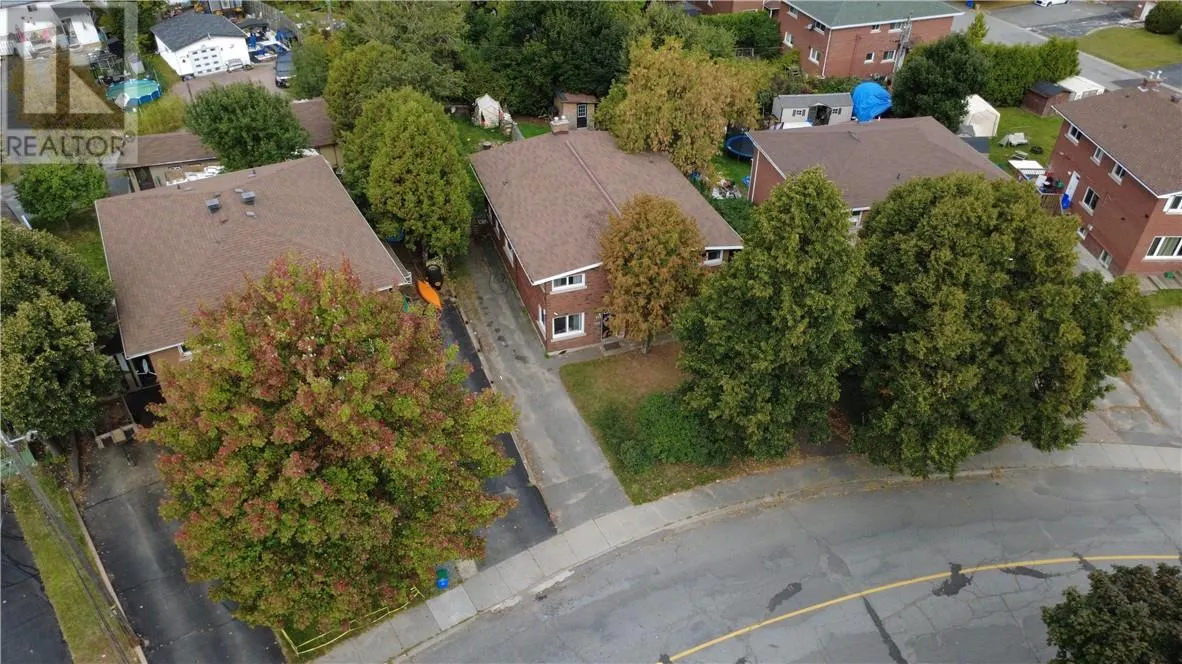 525-527 Burton Avenue