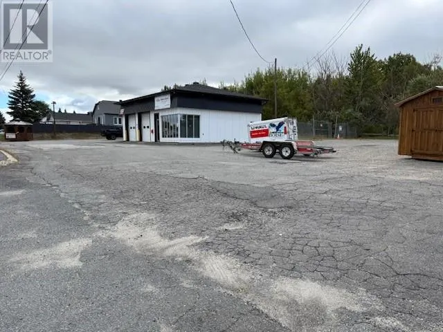 2888 Falconbridge Highway