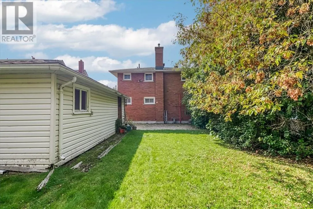 494 Spruce Street