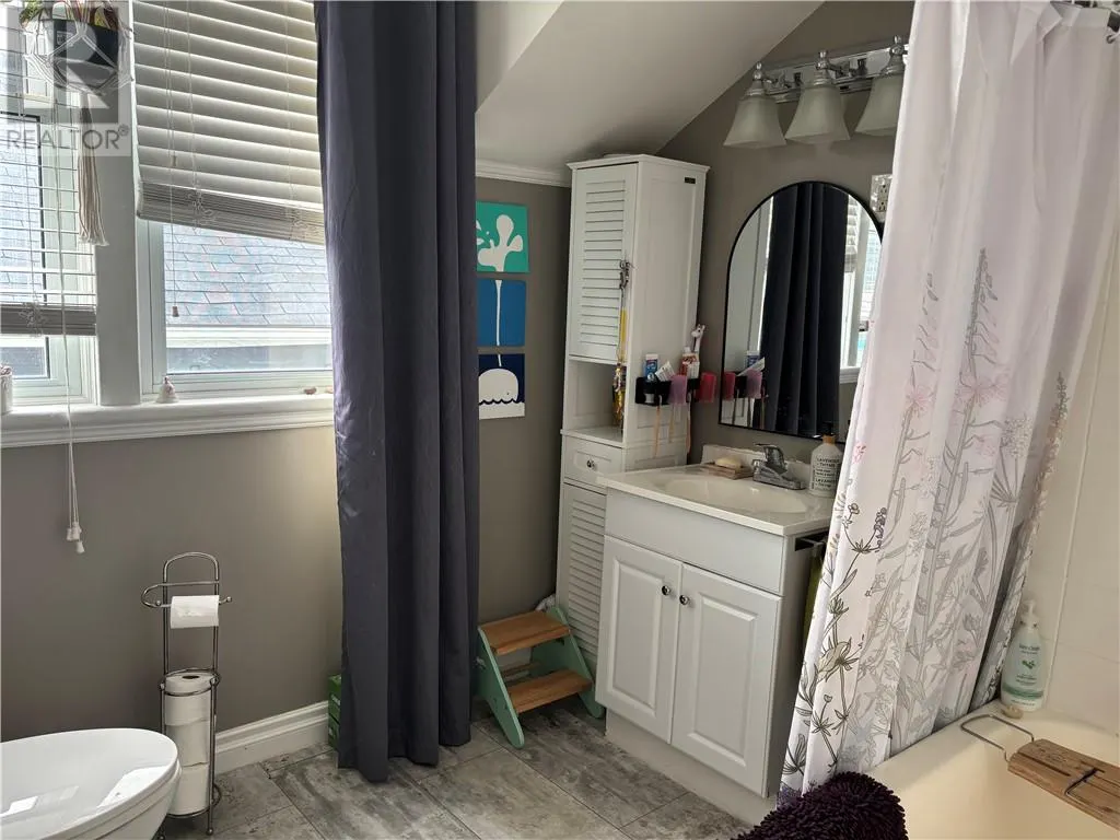 3573 Errington