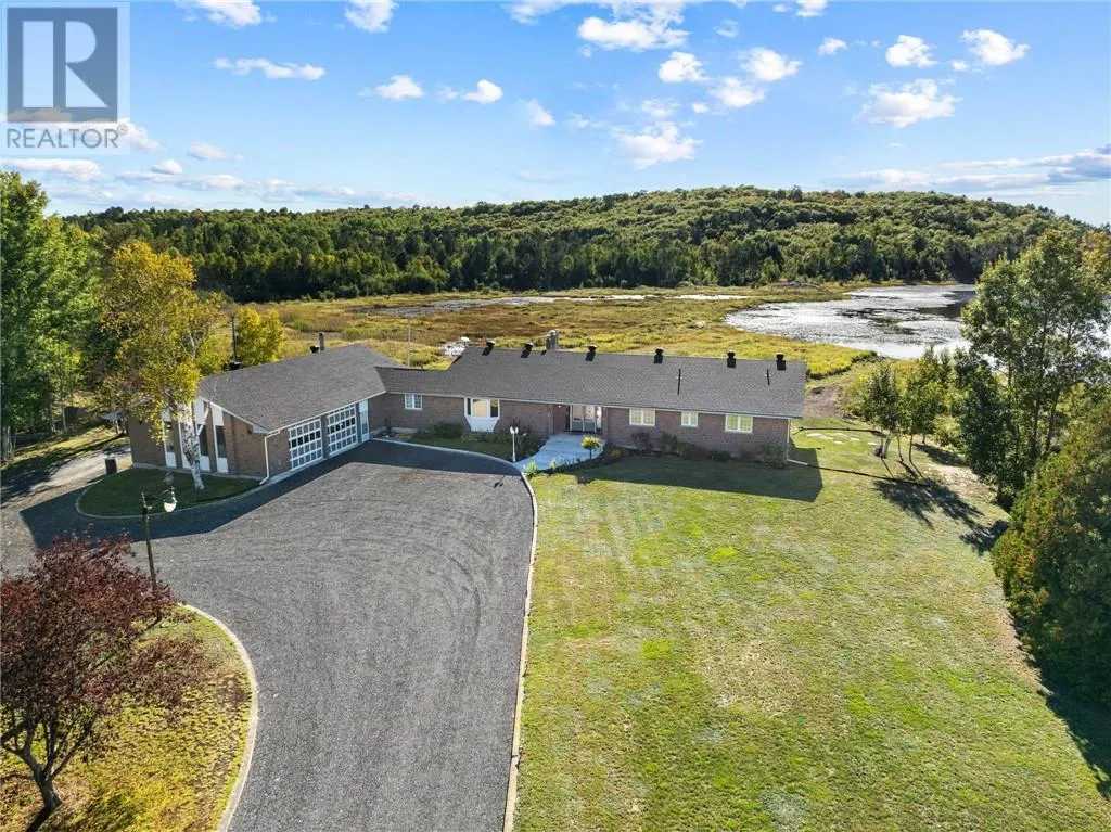 711 Moxam Landing Road