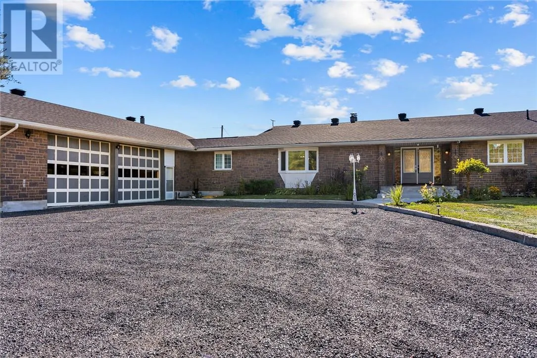 711 Moxam Landing Road