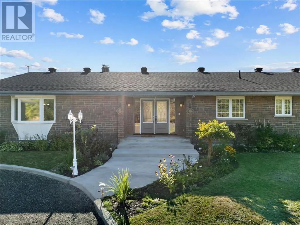 711 Moxam Landing Road