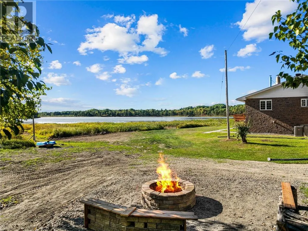 711 Moxam Landing Road