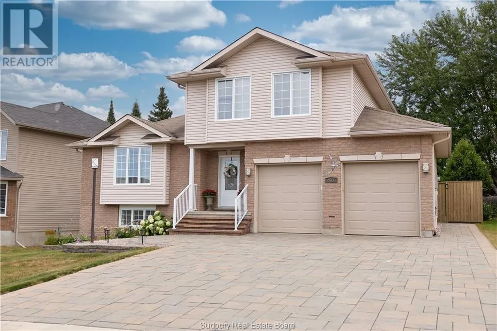 2666 Hummingbird Court