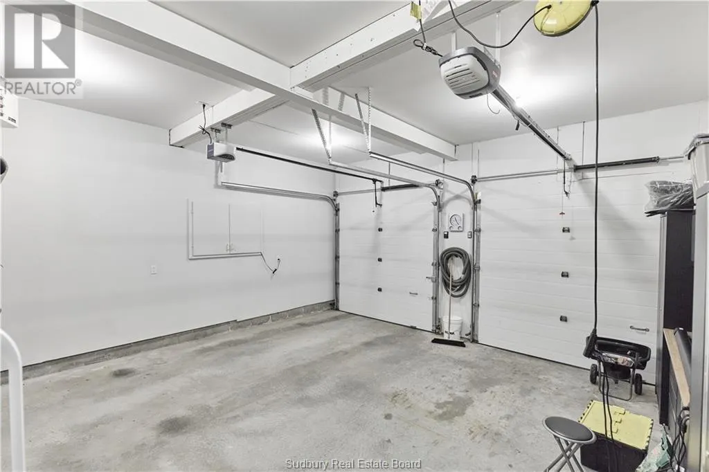 2666 Hummingbird Court