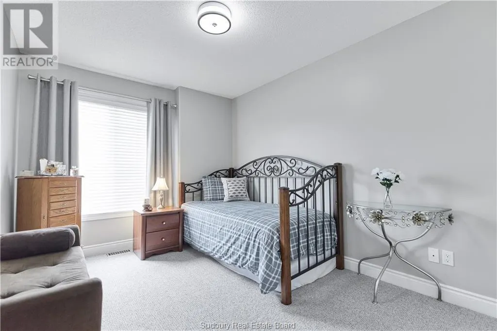 2666 Hummingbird Court