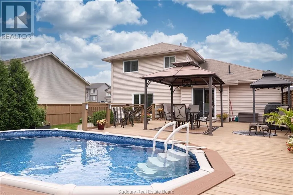 2666 Hummingbird Court