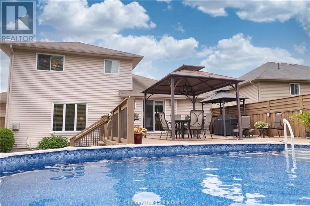 2666 Hummingbird Court