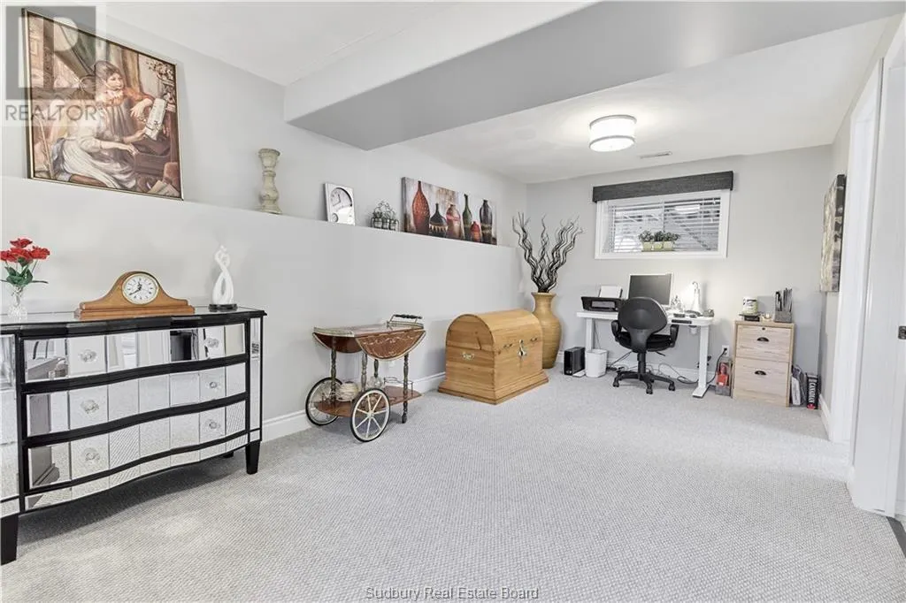 2666 Hummingbird Court