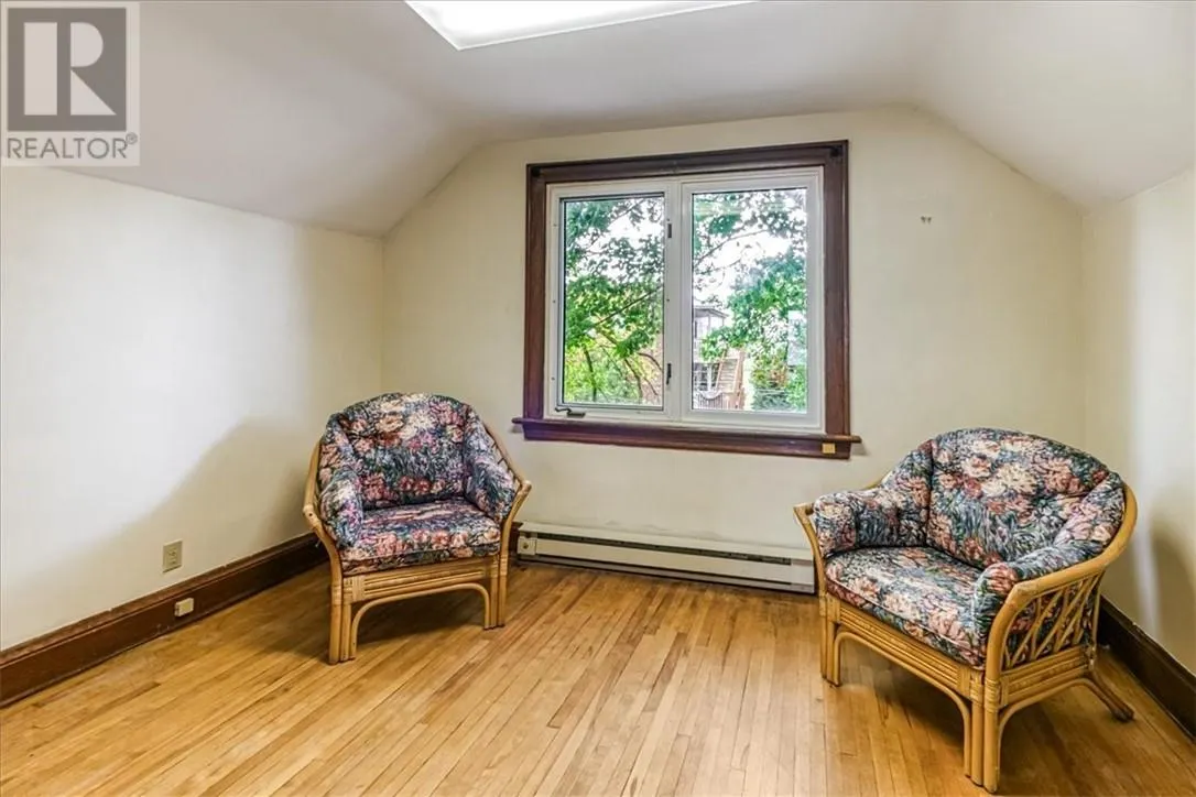 293 Elm Street