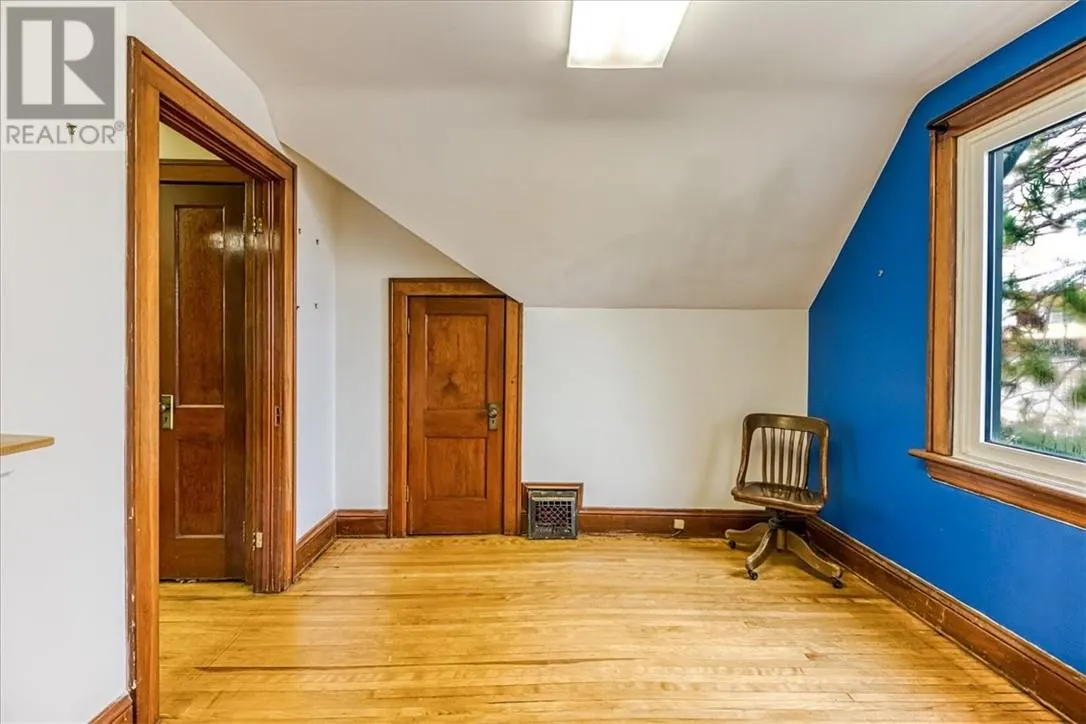 293 Elm Street