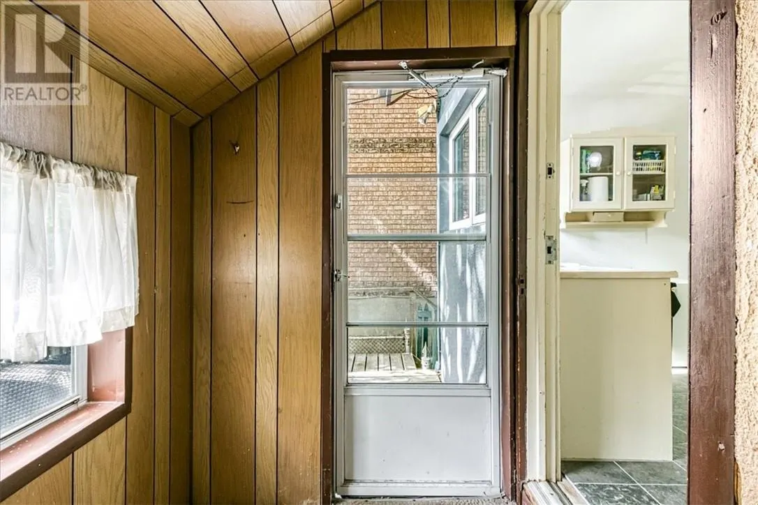 293 Elm Street