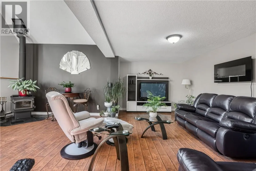 5244 Dupuis Drive
