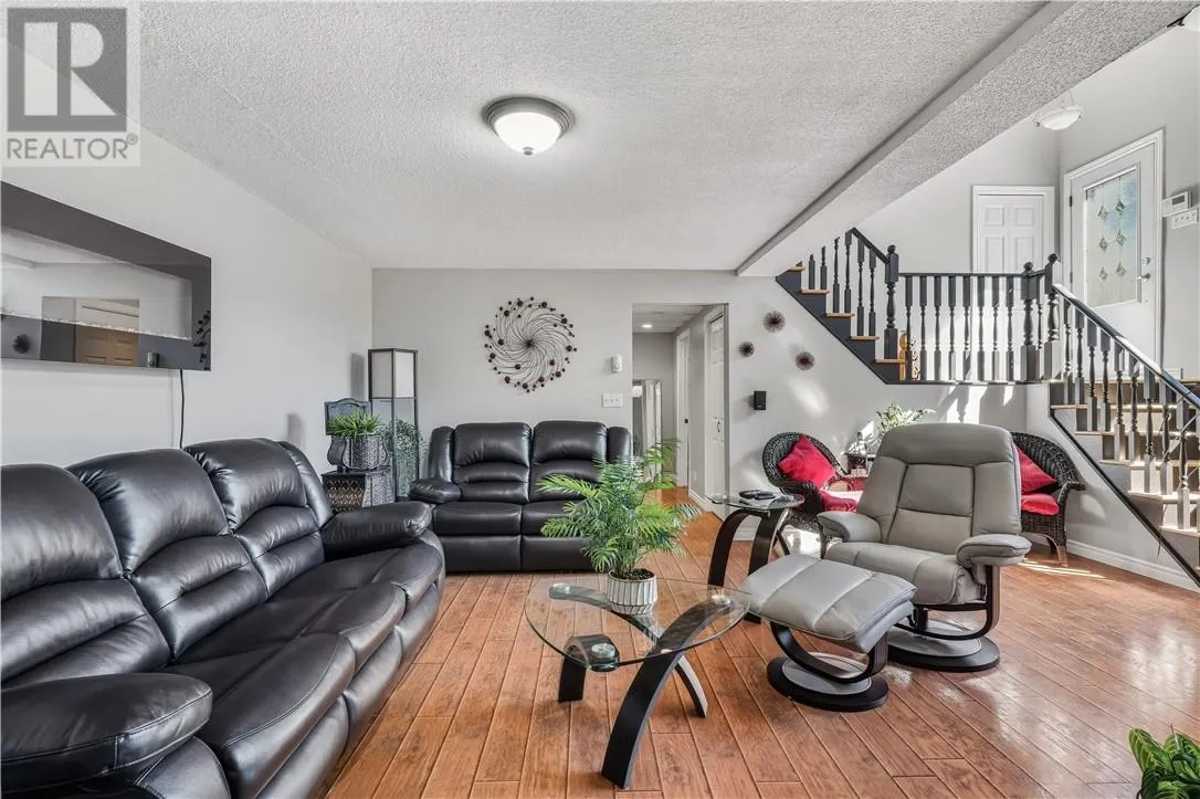 5244 Dupuis Drive