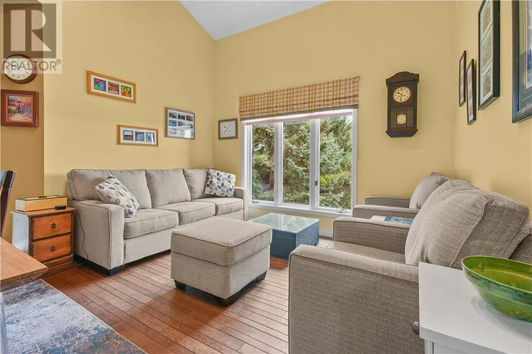 489 Edgewater Road