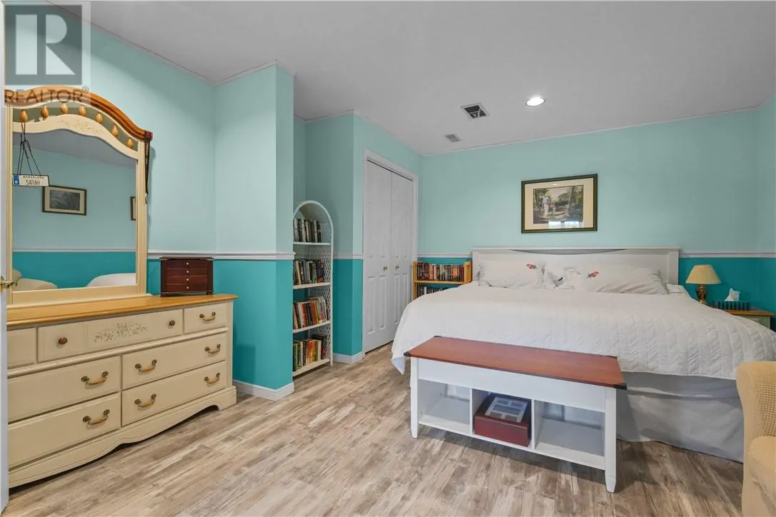 489 Edgewater Road
