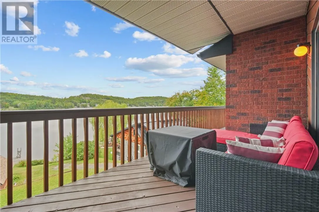 489 Edgewater Road