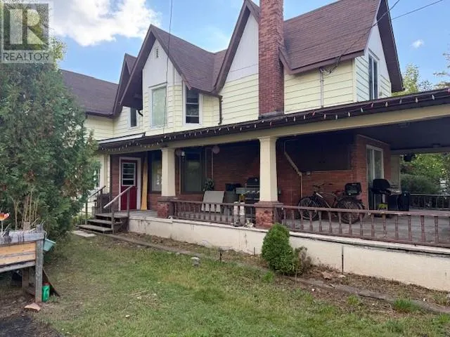 13 Campbell Street W