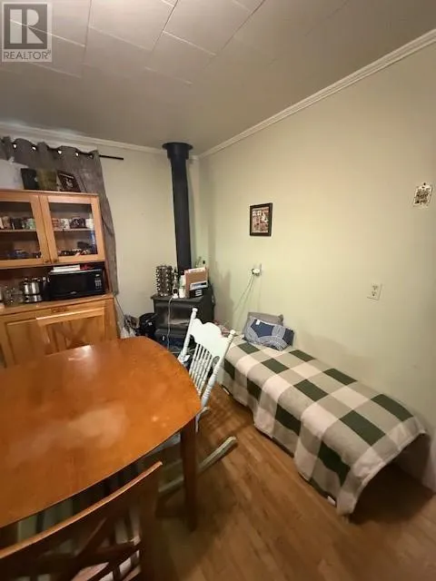 13 Campbell Street W