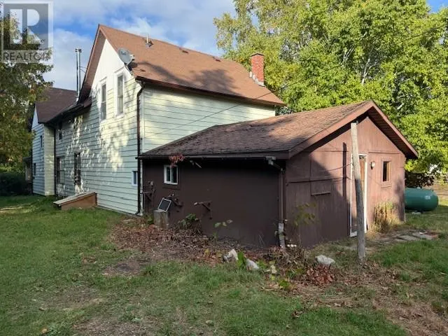 13 Campbell Street W