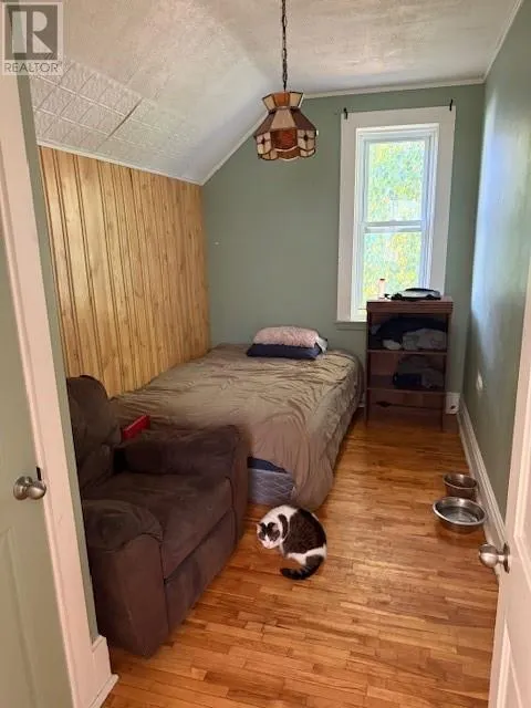 13 Campbell Street W