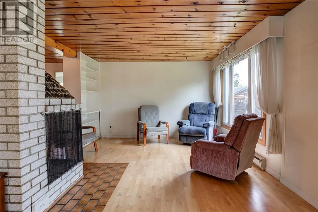 39 Salminen Road
