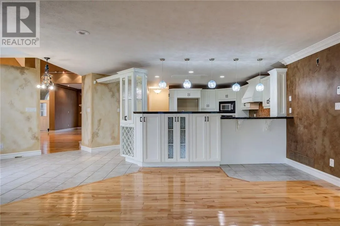2865 Treeview Road