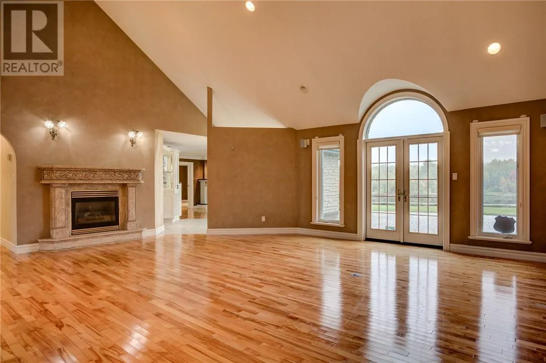 2865 Treeview Road