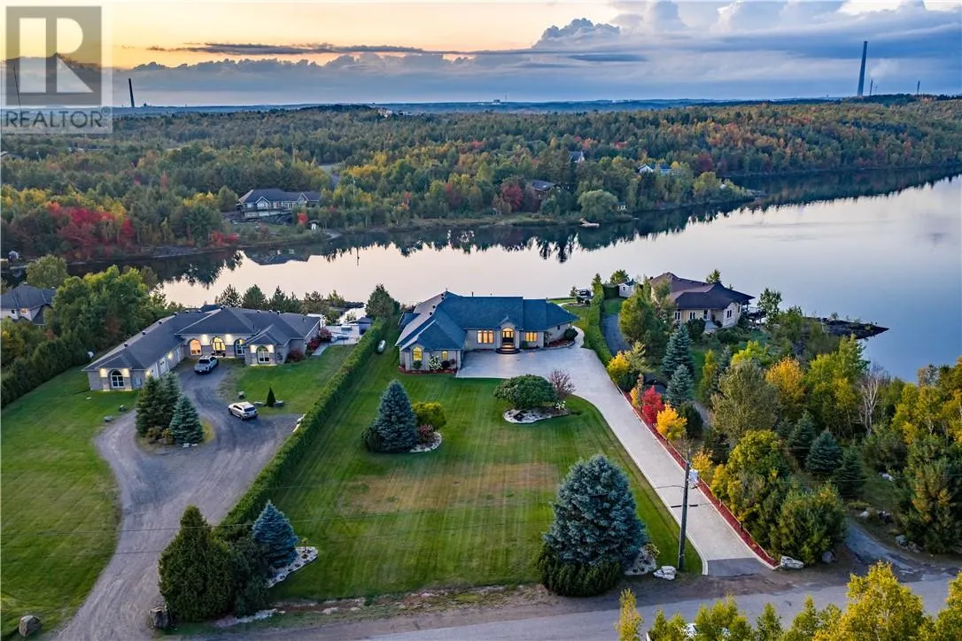 2865 Treeview Road