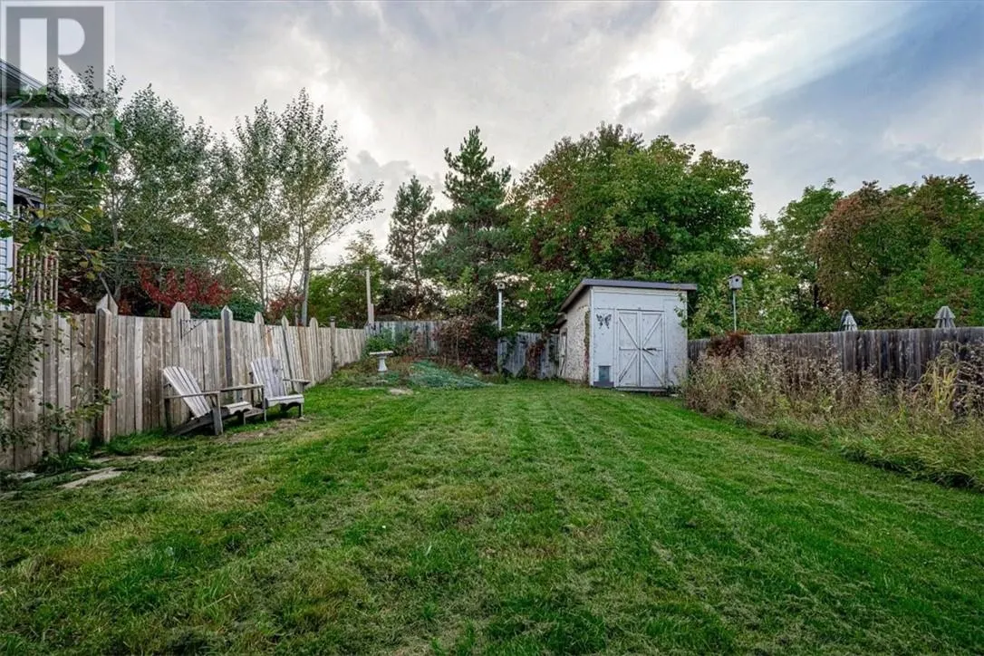 10 GLOVER Avenue