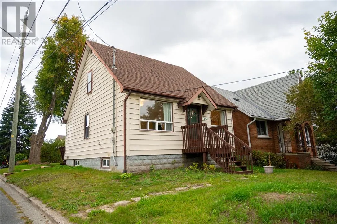 468 Arnley Street